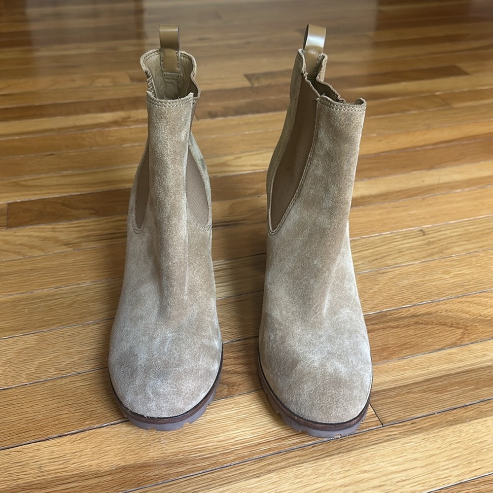 Tory Burch Stafford Women's Tan Suede Ankle Boots size 10 - Picture 3 of 8